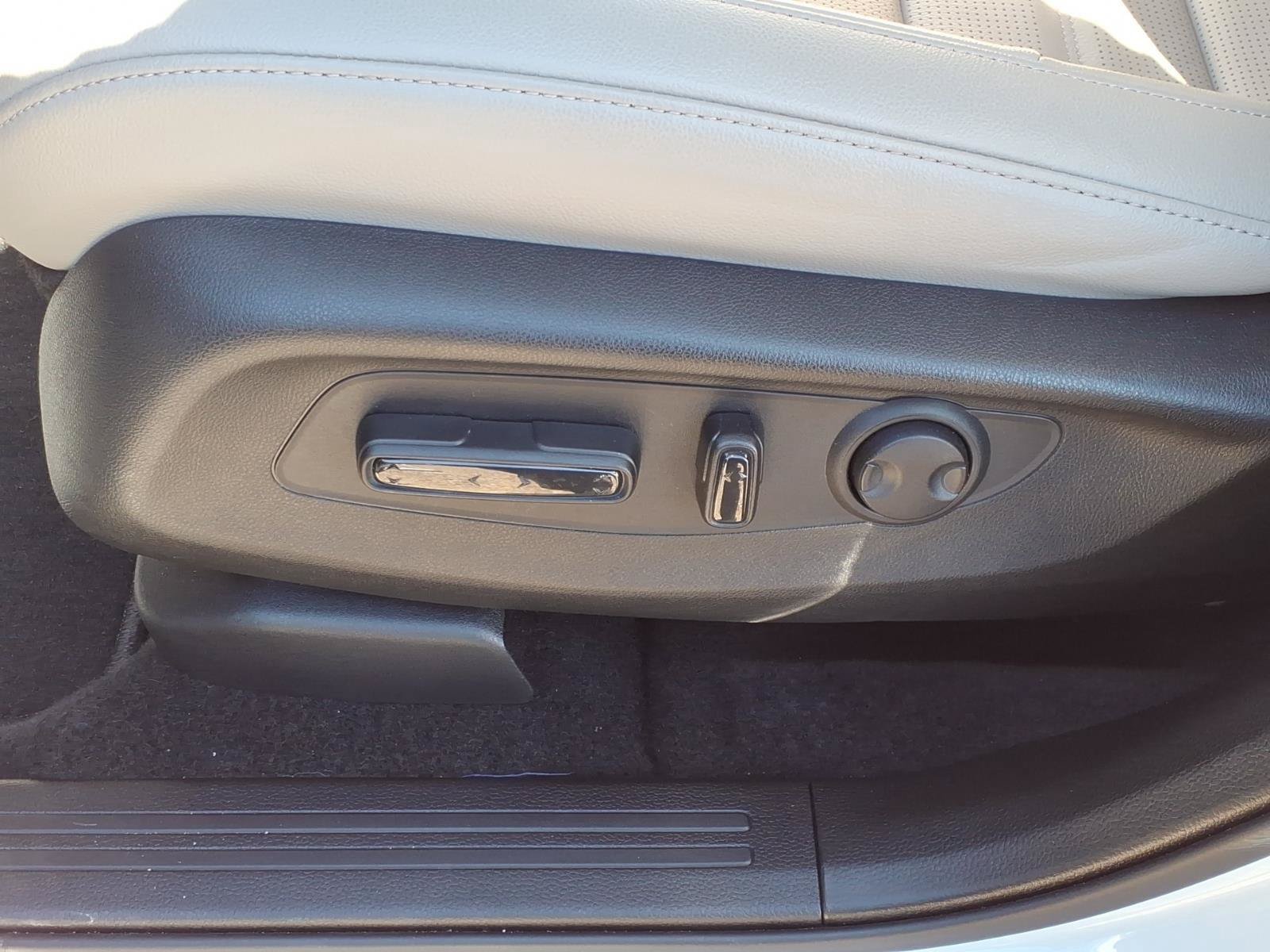 Certified 2026 Honda CR-V EX-L image 38
