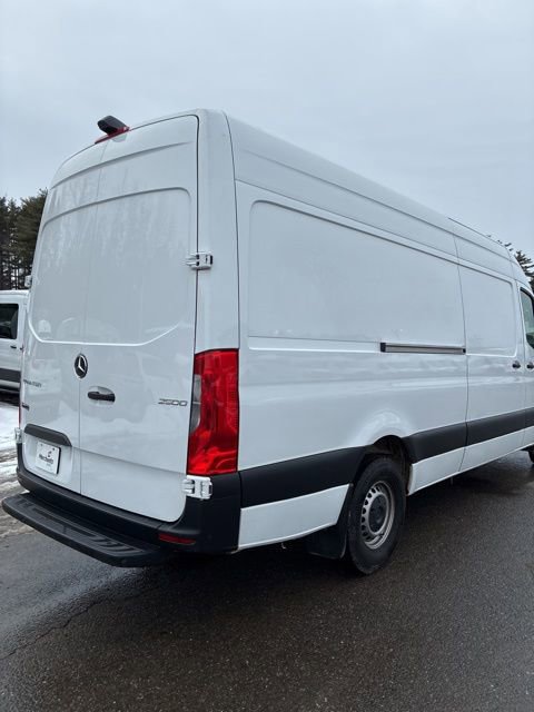 Used 2023 Mercedes-Benz Sprinter 2500 image 6