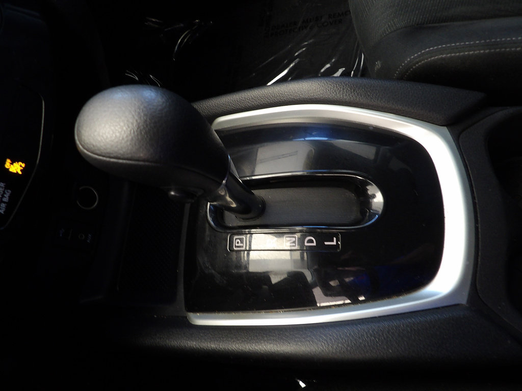 Used 2016 Nissan Rogue S FWD image 31