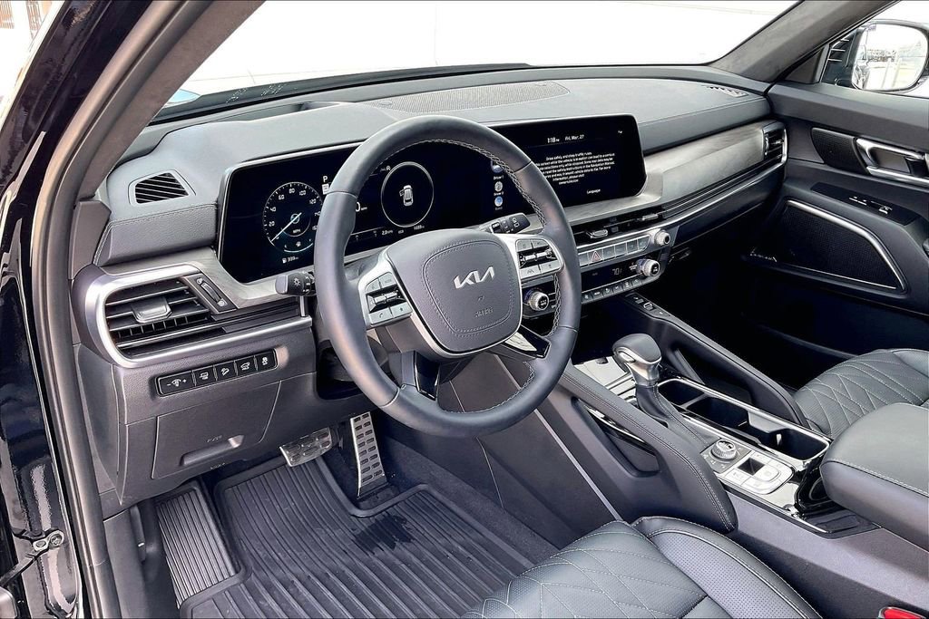 Used 2025 Kia Telluride SX Prestige X-Line image 14