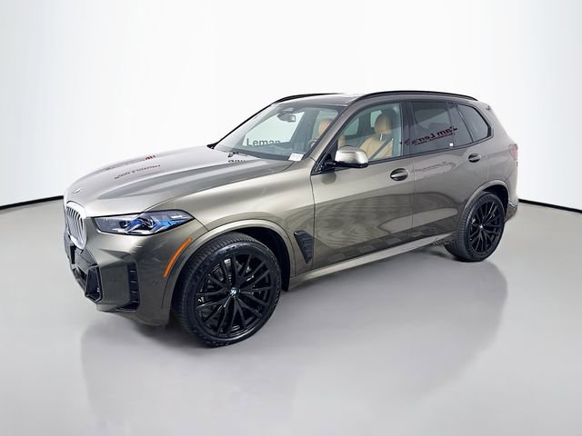 Used 2024 BMW X5 sDrive40i w/ M Sport Package image 3