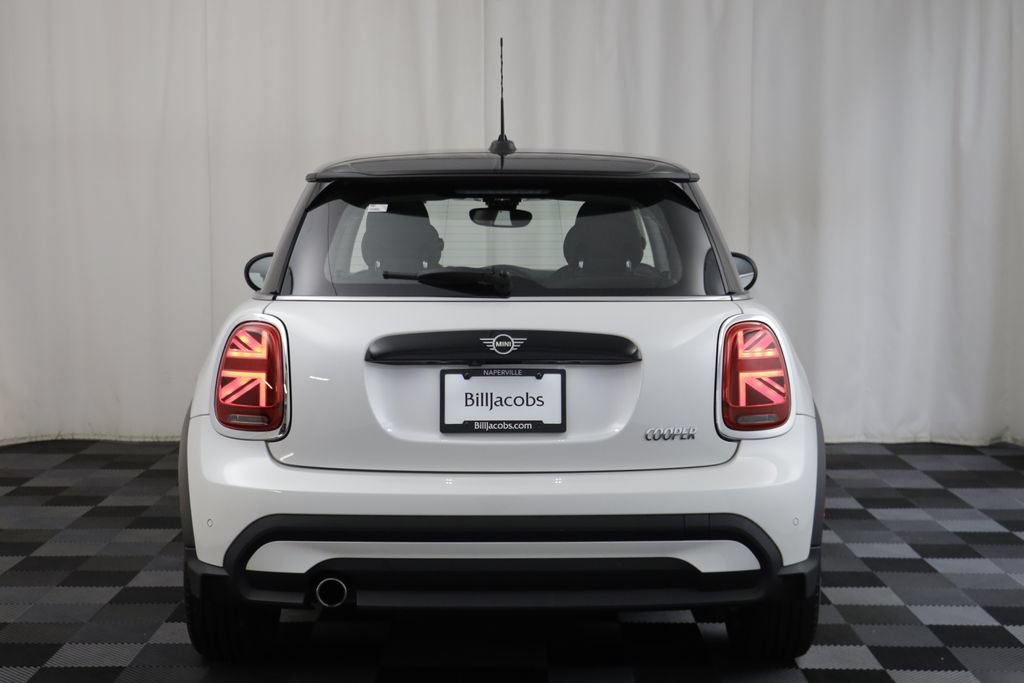 Certified 2024 MINI Cooper 2-Door Hardtop FWD image 16