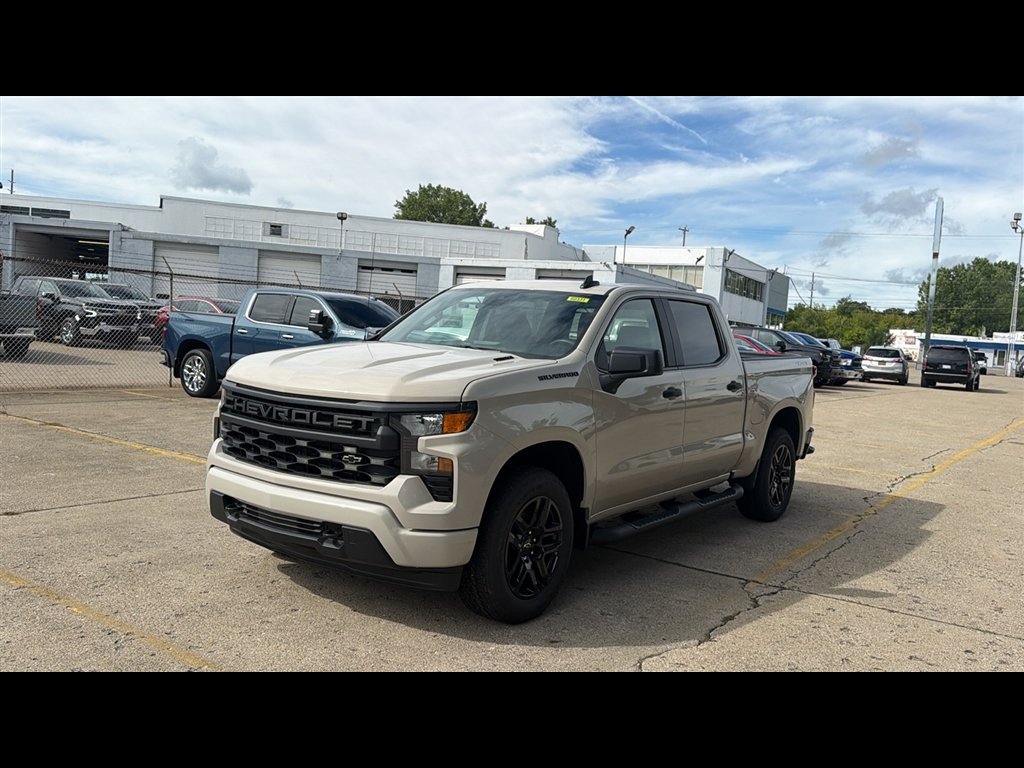 New 2026 Chevrolet Silverado 1500 Custom w/ Turbomax Blackout Package AWD/4WD image 2