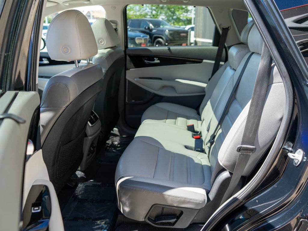 Used 2019 Kia Sorento SX w/ SX Touring Package AWD/4WD image 14