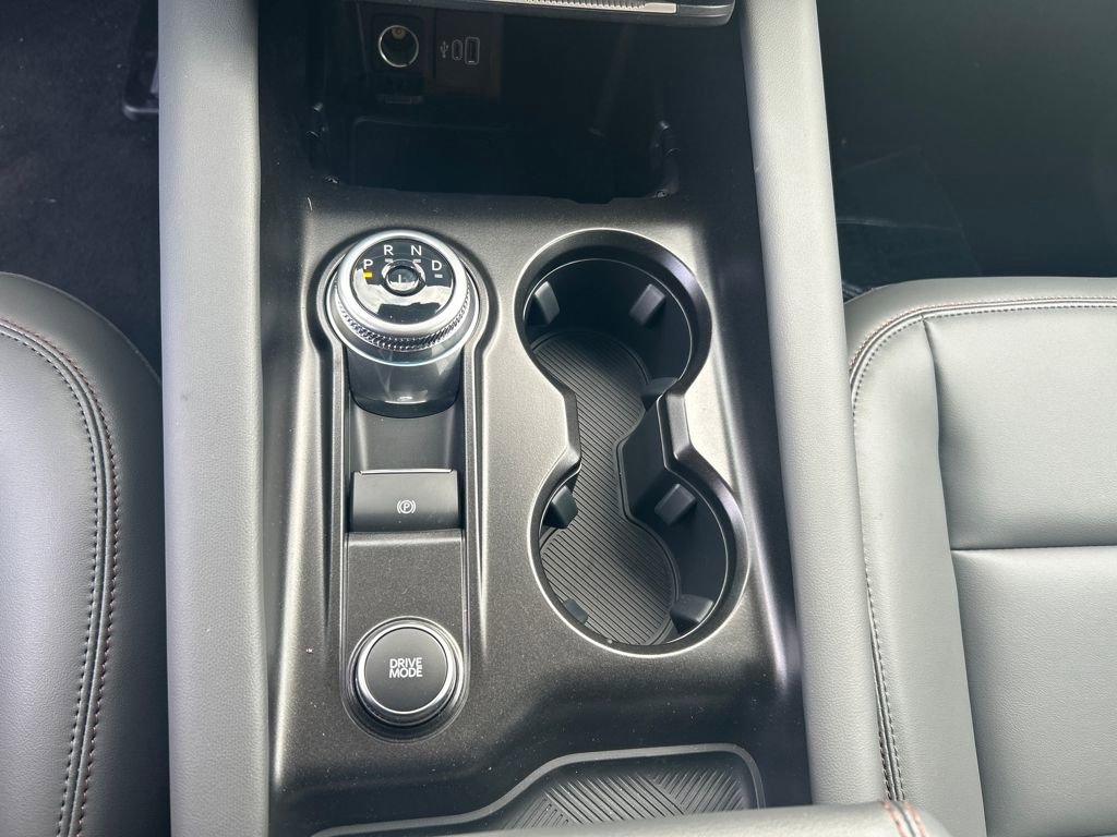 New 2025 Ford Explorer Active w/ Active Comfort Package image 17