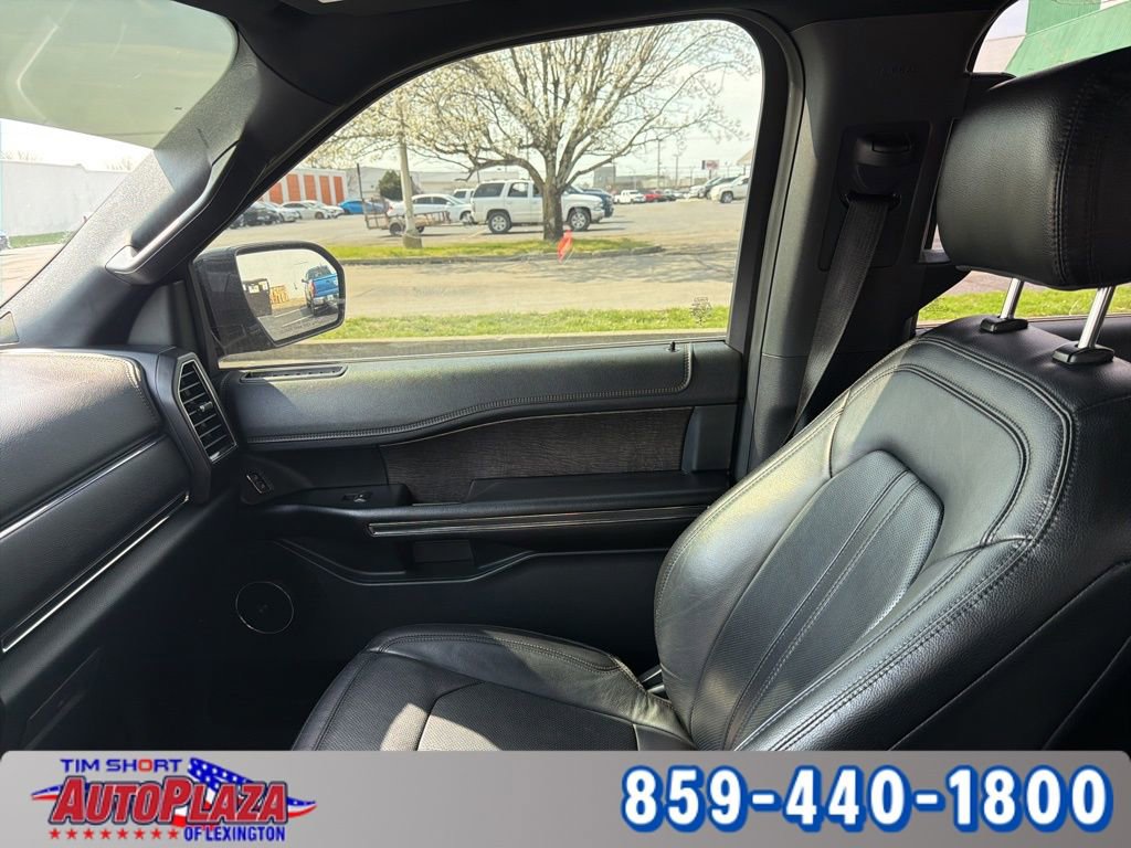 Used 2020 Ford Expedition Limited image 22