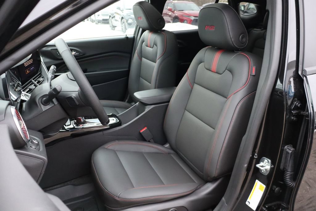 New 2026 Chevrolet Trax RS w/ Sunroof Package image 9