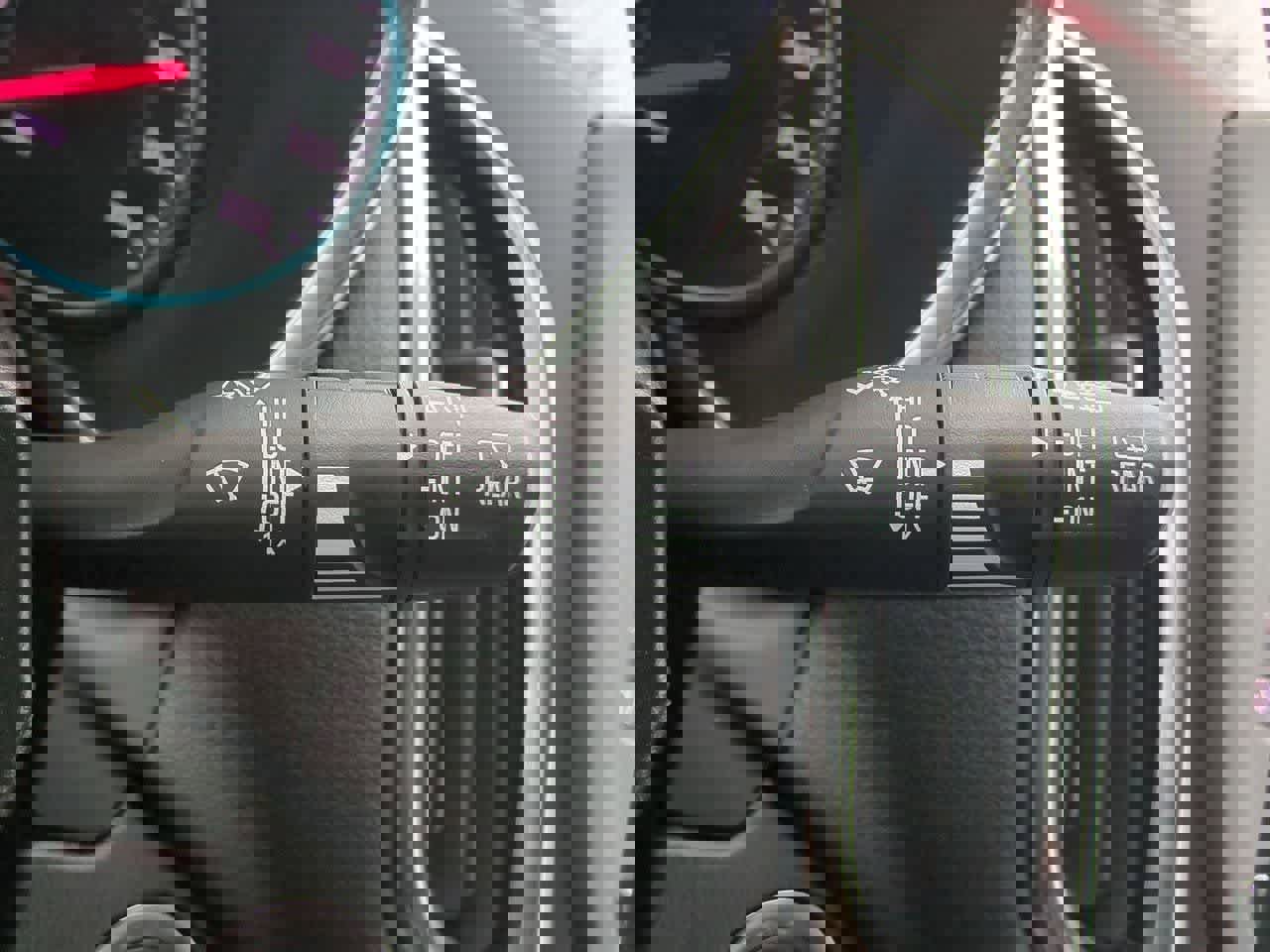 Used 2020 Chevrolet Equinox LT image 24