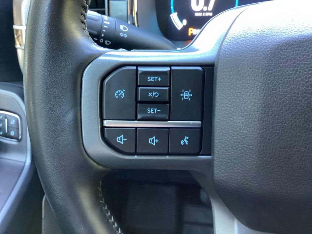 Used 2022 Ford F150 Lariat image 44