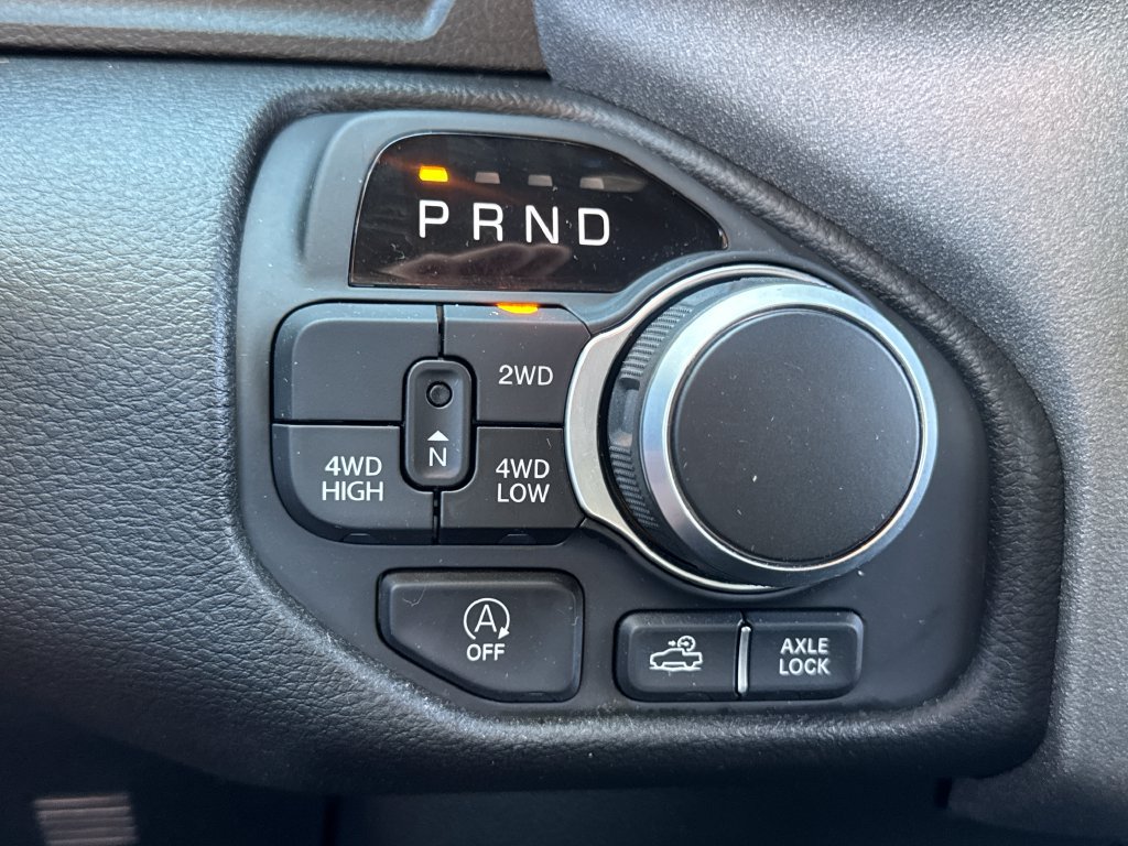 Used 2025 RAM 1500 Warlock AWD/4WD image 22