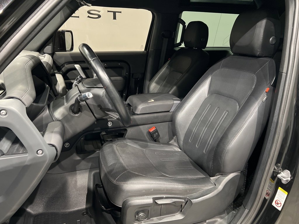 Used 2021 Land Rover Defender 90 X-Dynamic S image 11