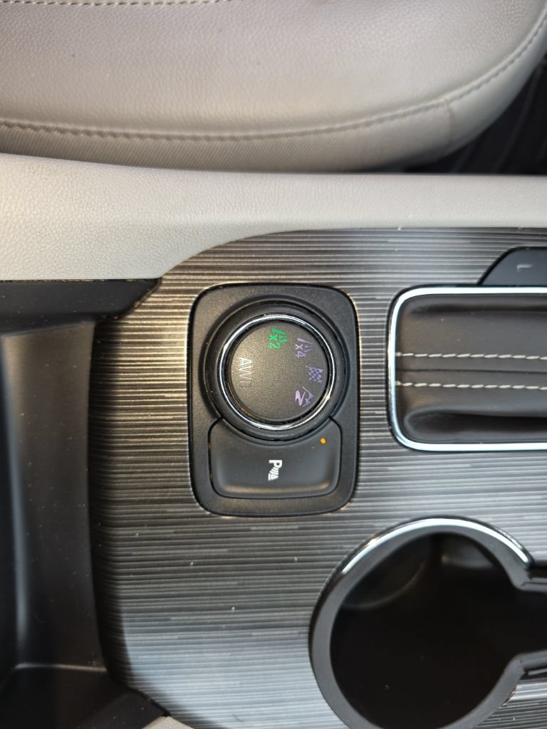 Used 2019 GMC Acadia SLT AWD/4WD image 19