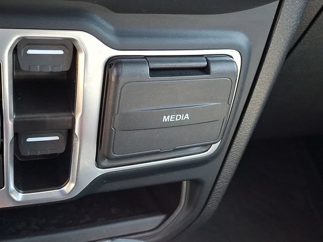Used 2023 Jeep Gladiator Overland AWD/4WD image 27
