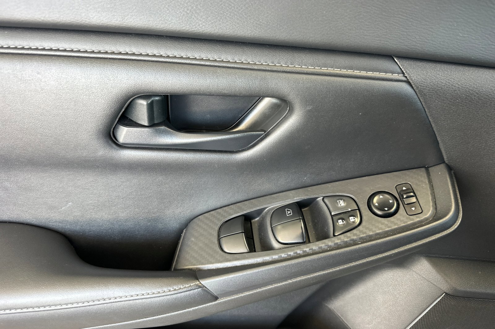 Certified 2024 Nissan Sentra S FWD image 11