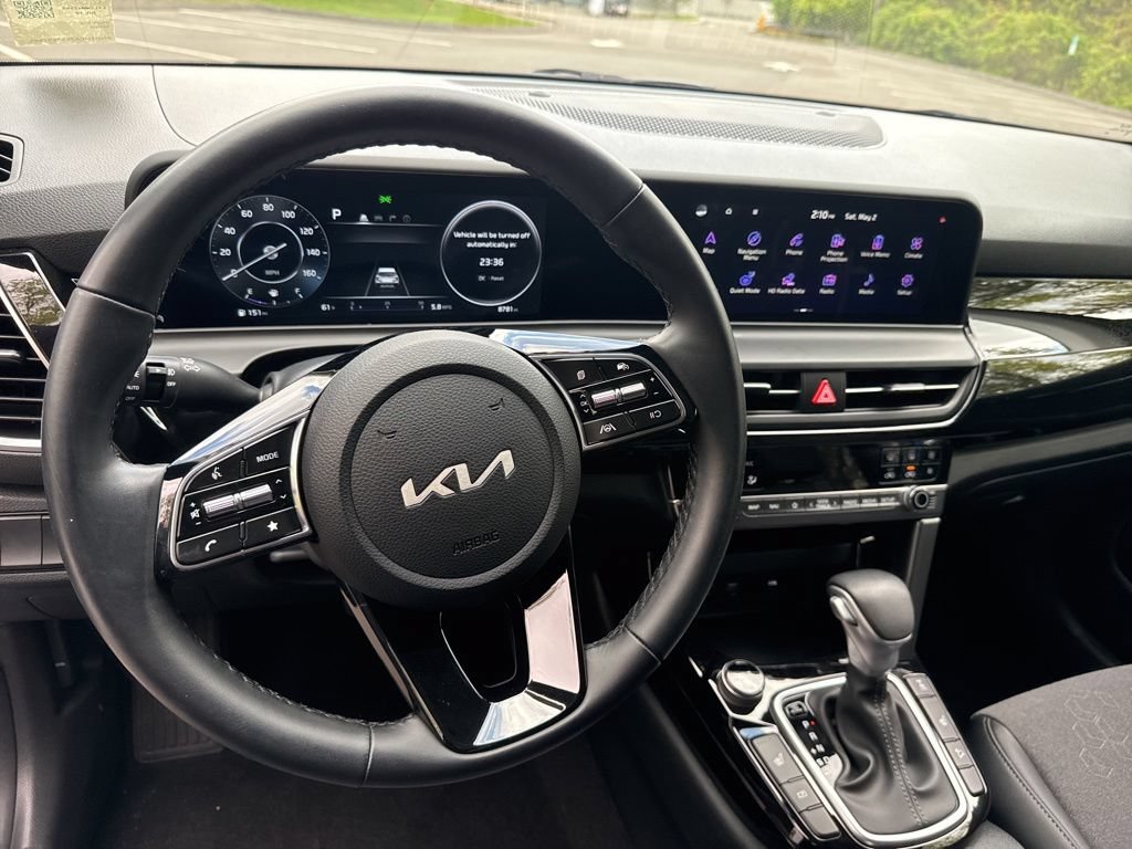 Certified 2025 Kia Seltos X-Line AWD/4WD image 31
