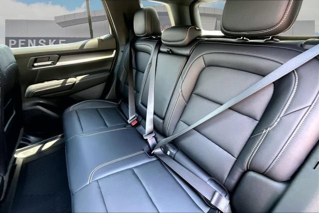 New 2026 GMC Terrain Elevation w/ Elevation Premium Package AWD/4WD image 11