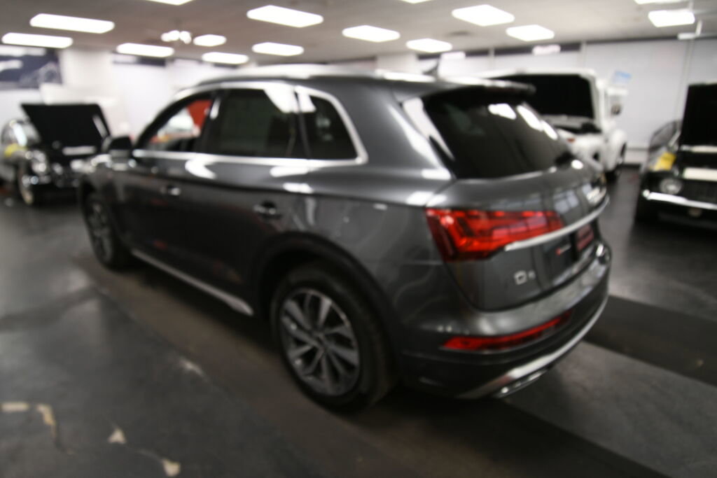 Used 2023 Audi Q5 2.0T Premium w/ Convenience Package AWD/4WD image 6