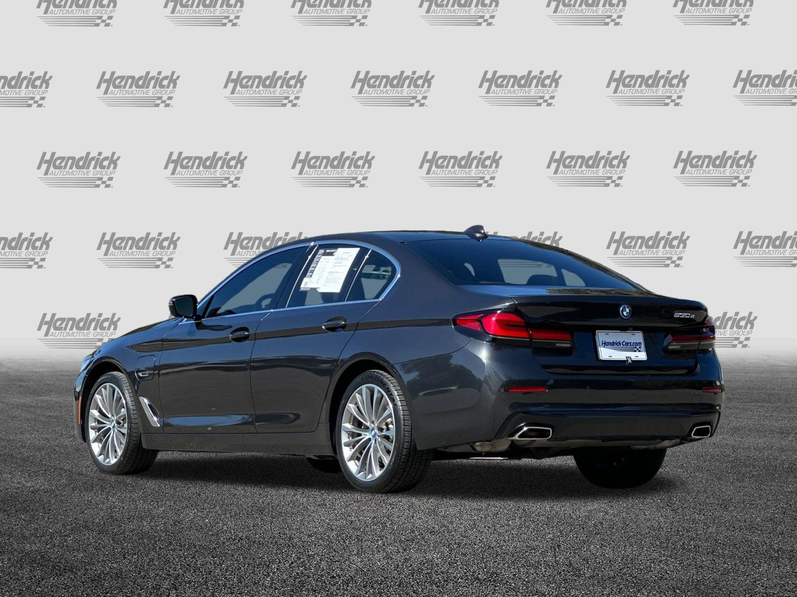 Used 2023 BMW 530e w/ Premium Package RWD image 7