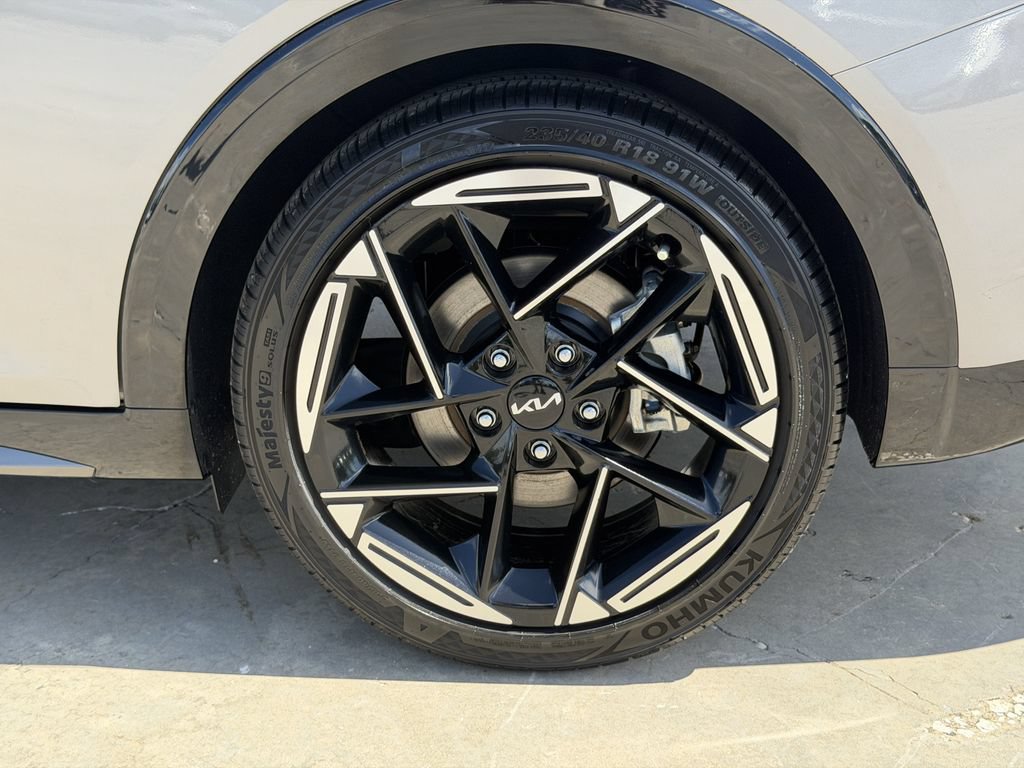 Certified 2025 Kia K4 EX w/ GT-Line Sunroof Package FWD image 12