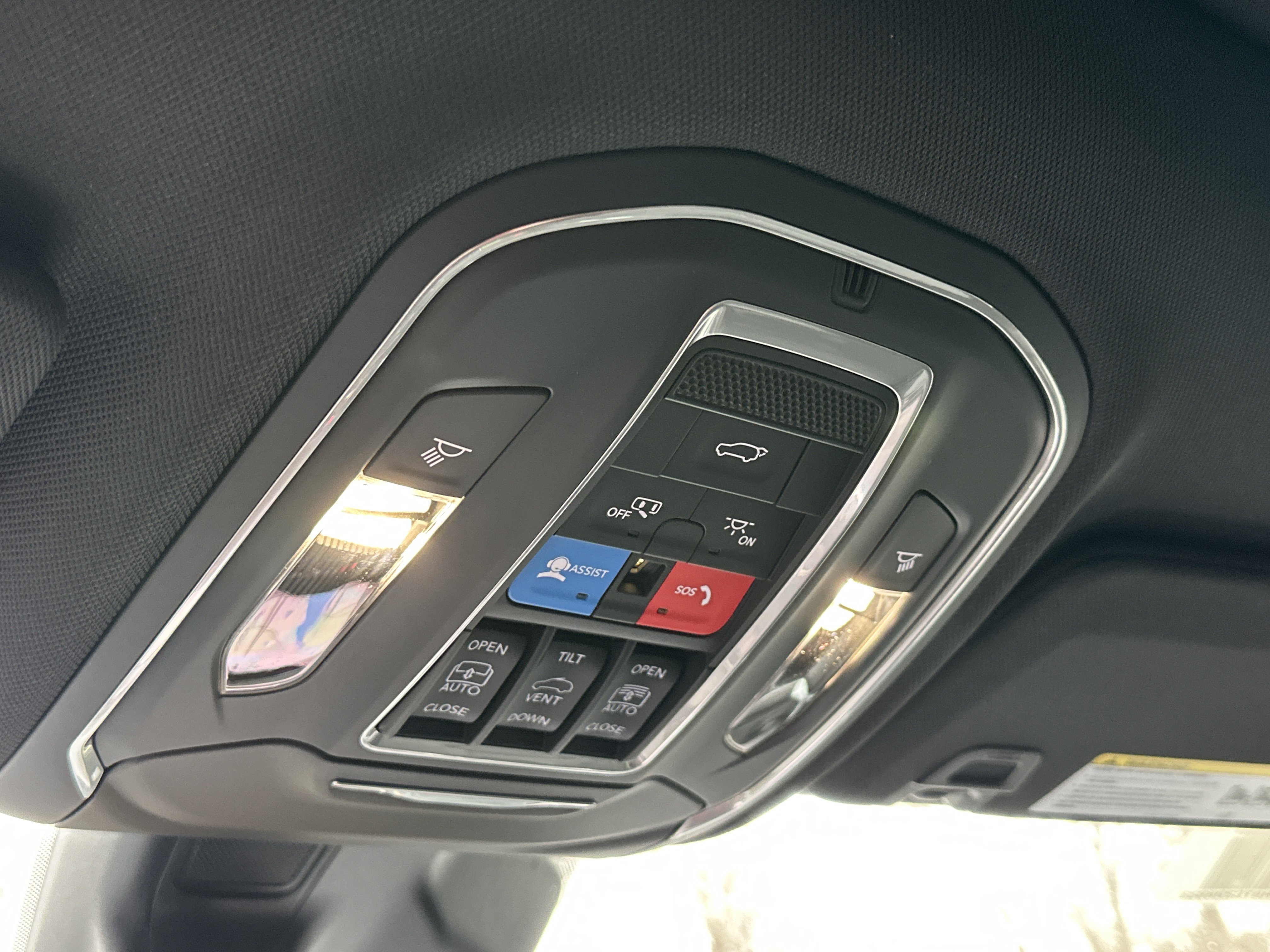 New 2026 Jeep Grand Cherokee Limited Reserve image 10