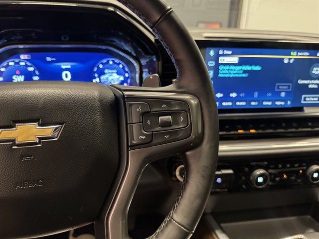 Used 2025 Chevrolet Silverado 1500 High Country w/ Technology Package AWD/4WD image 23