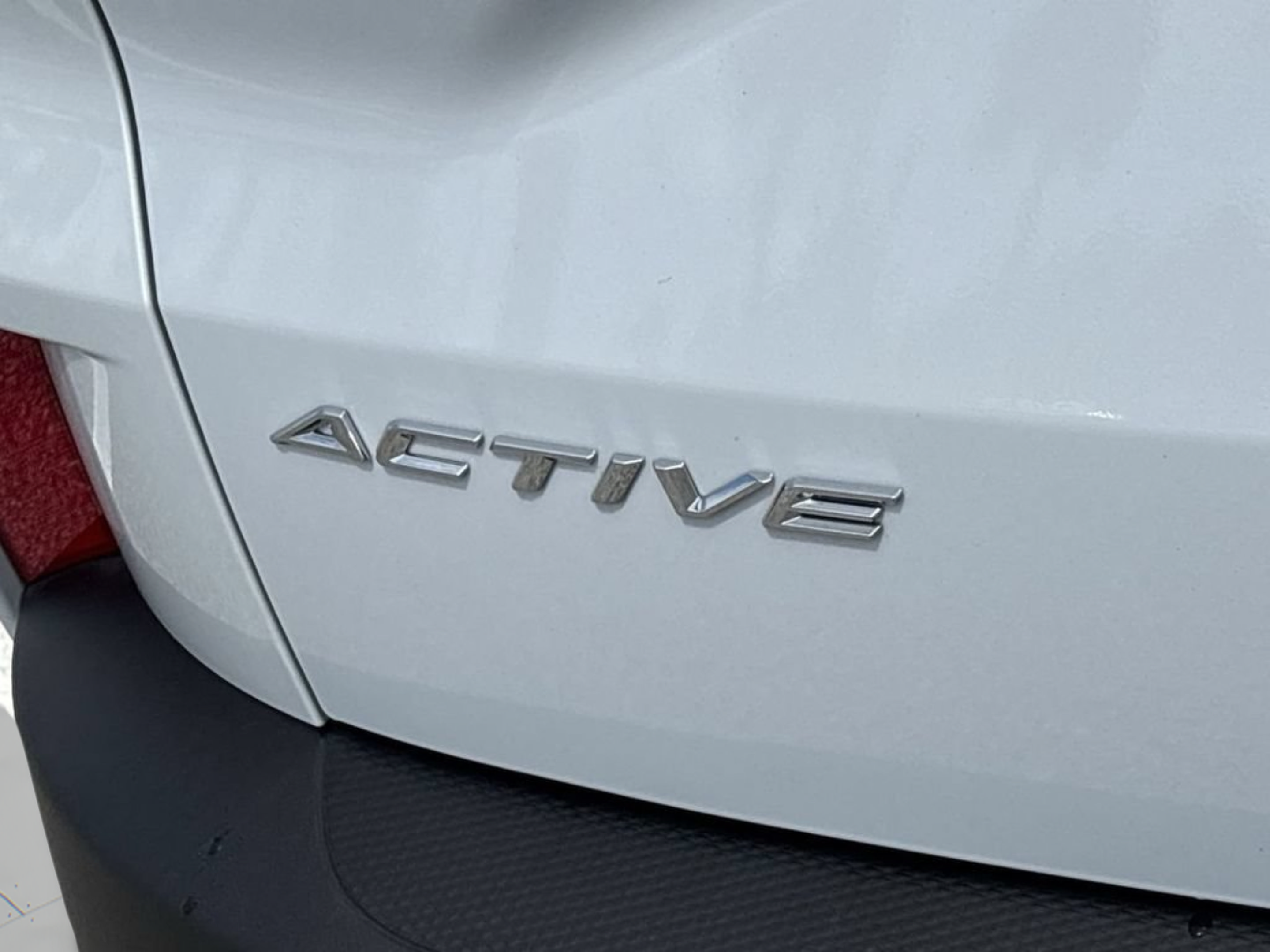 Used 2025 Ford Escape Active AWD/4WD image 27