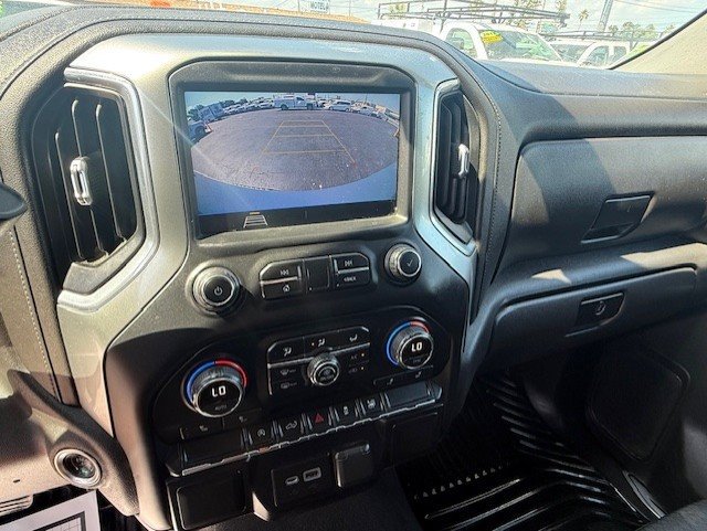 Used 2020 Chevrolet Silverado 1500 LT w/ Convenience Package image 16