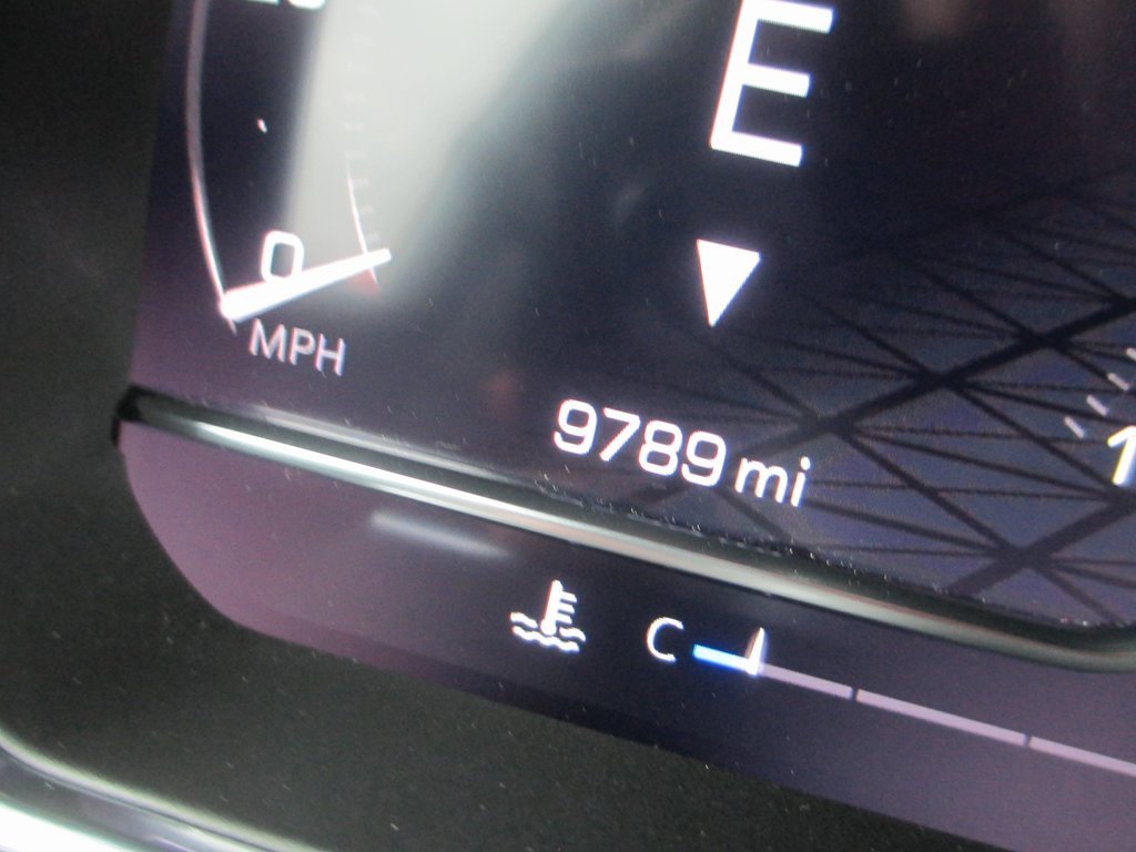 Certified 2024 GMC Sierra 1500 AT4 w/ Technology Package image 33