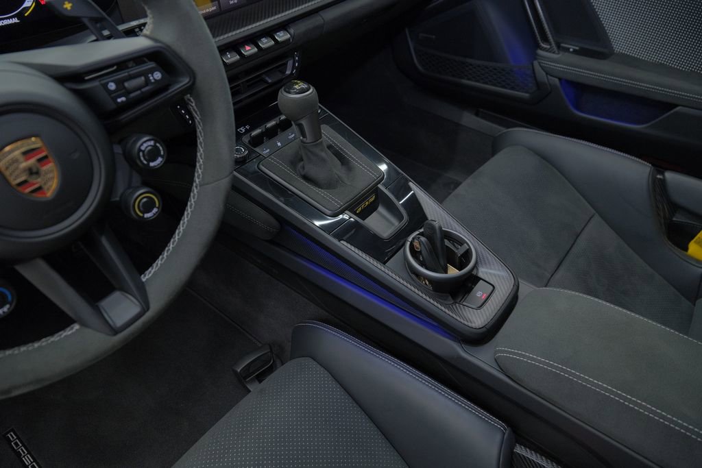Used 2025 Porsche 911 GT3 RS RWD image 34