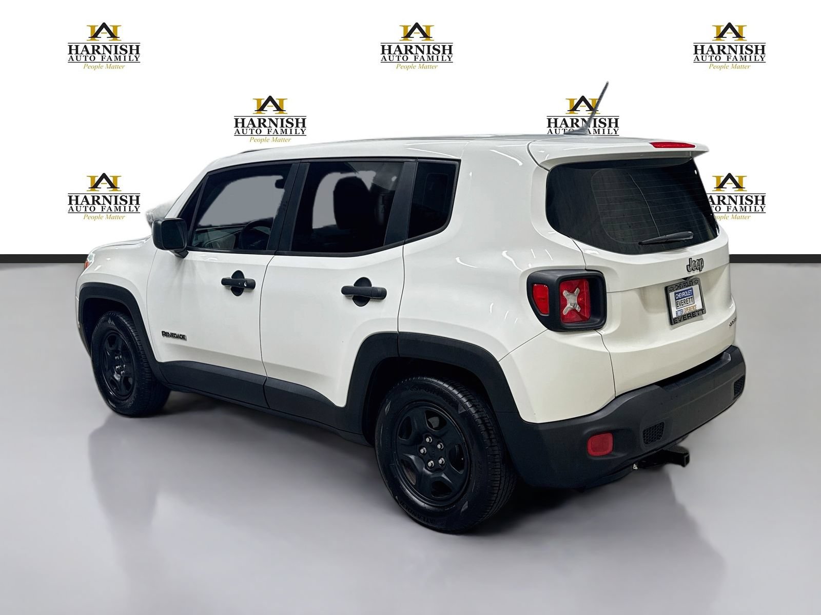 Used 2016 Jeep Renegade Sport w/ Power & Air Group FWD image 9
