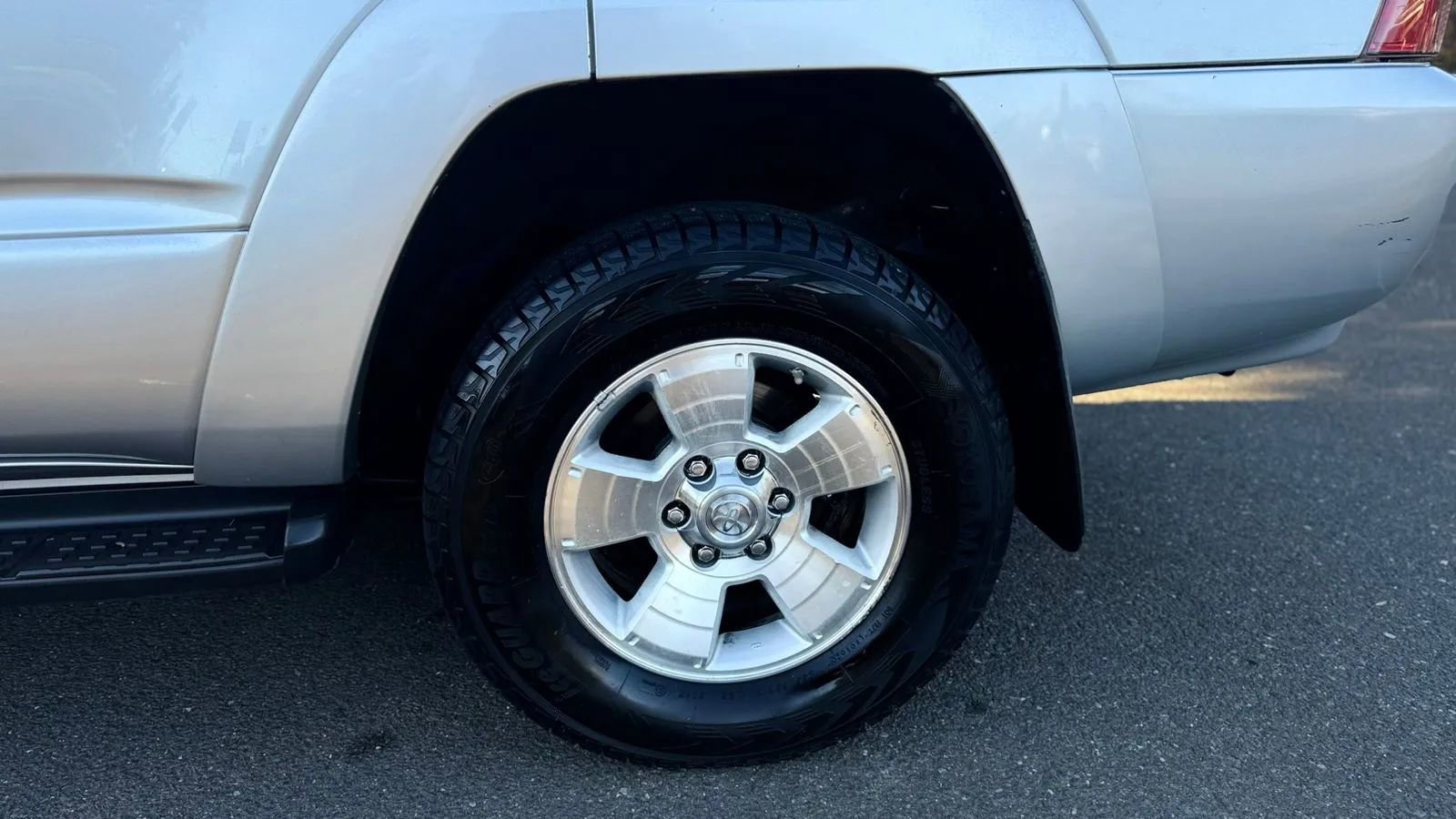 Used 2004 Toyota 4Runner Sport AWD/4WD image 19