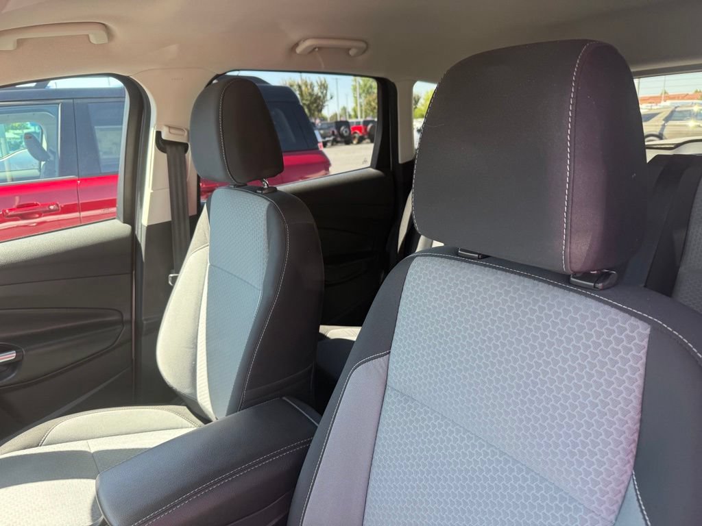 Used 2017 Ford Escape SE AWD/4WD image 19