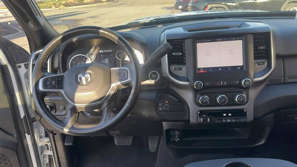 Used 2024 RAM 3500 Big Horn AWD/4WD image 11