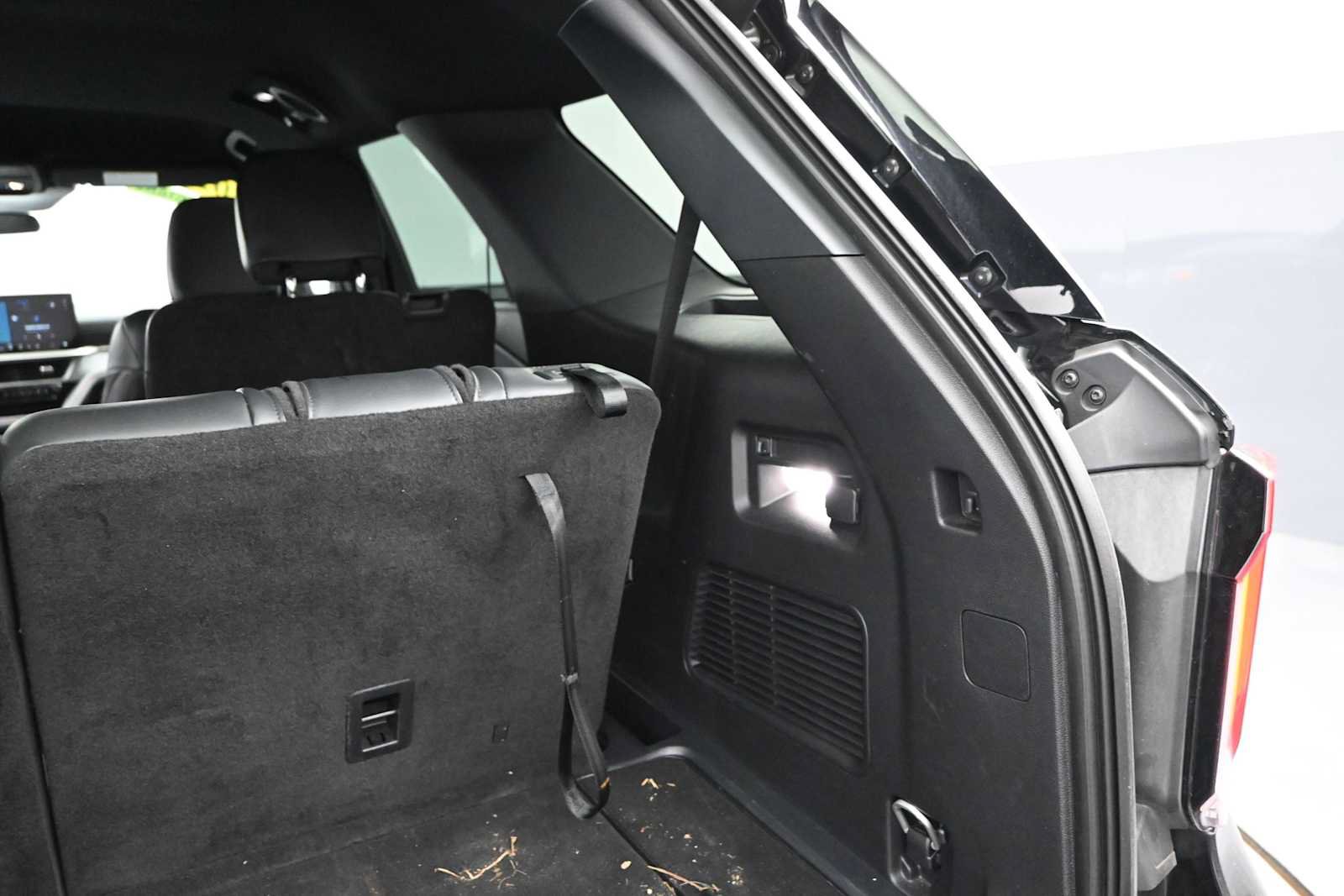 Used 2025 Ford Explorer ST-Line AWD/4WD image 74