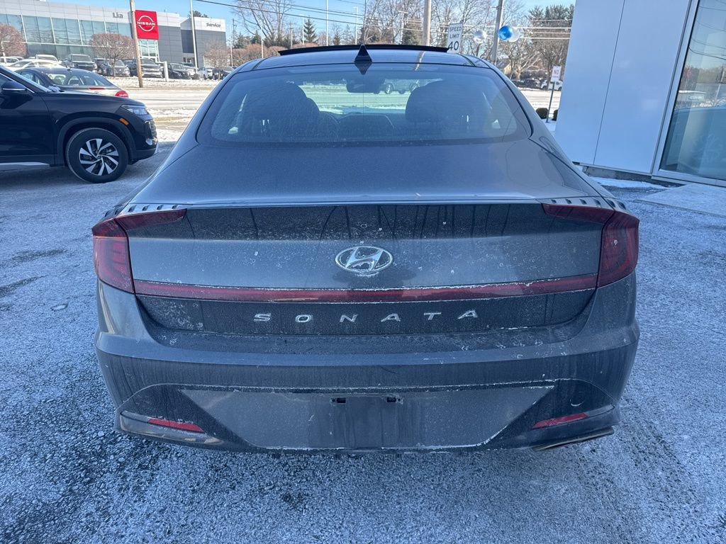 Used 2023 Hyundai Sonata SEL w/ Convenience Package FWD image 5