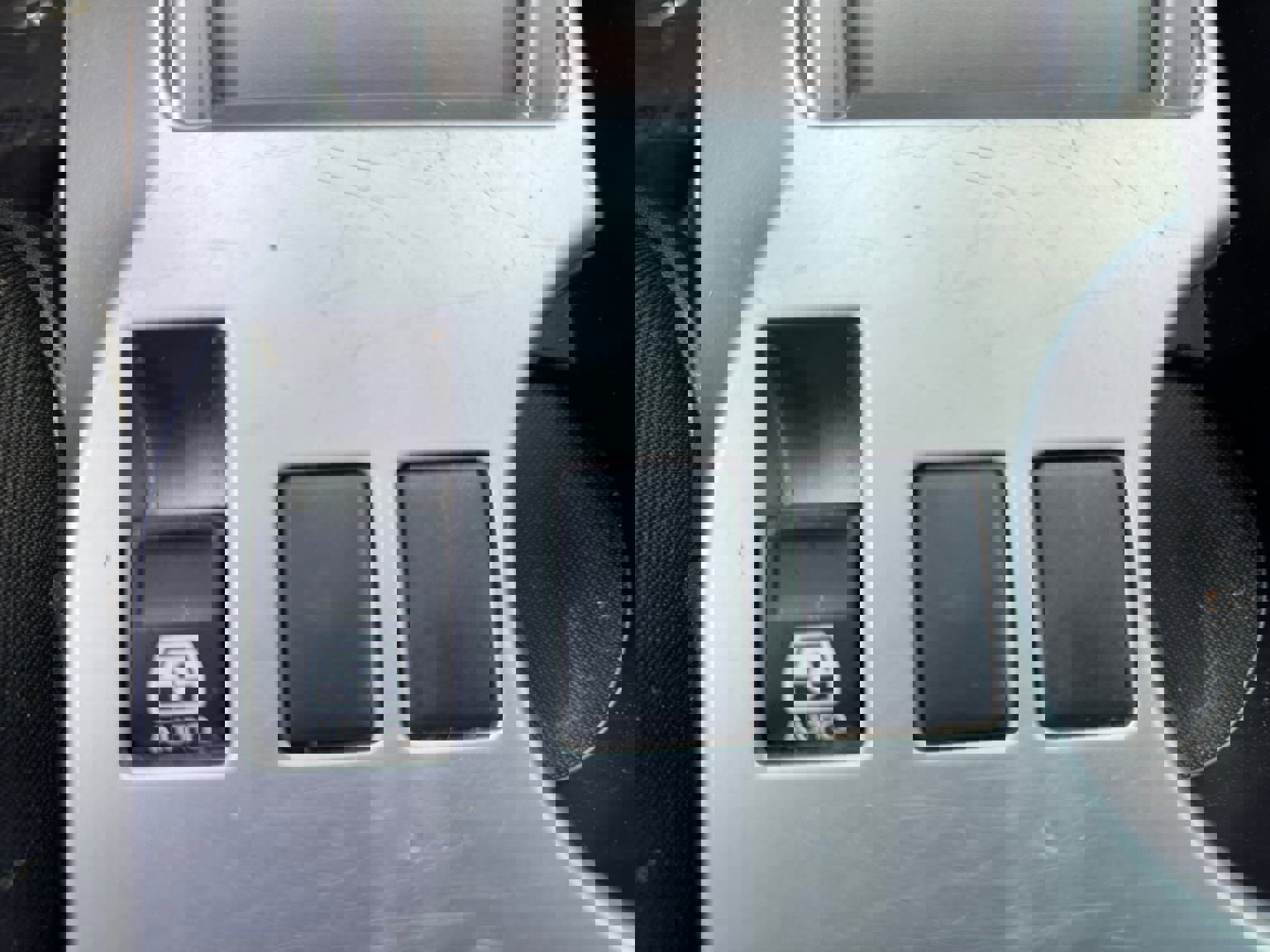 Used 2016 Toyota 4Runner SR5 AWD/4WD image 21