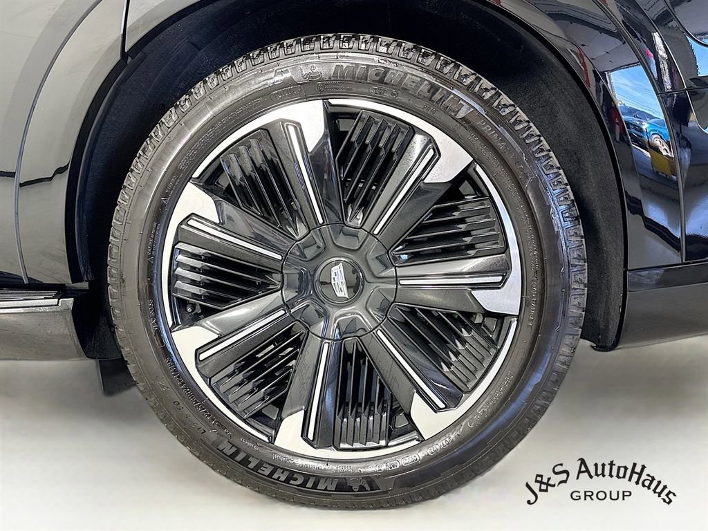 Used 2025 Cadillac Escalade IQ Sport 1 image 40