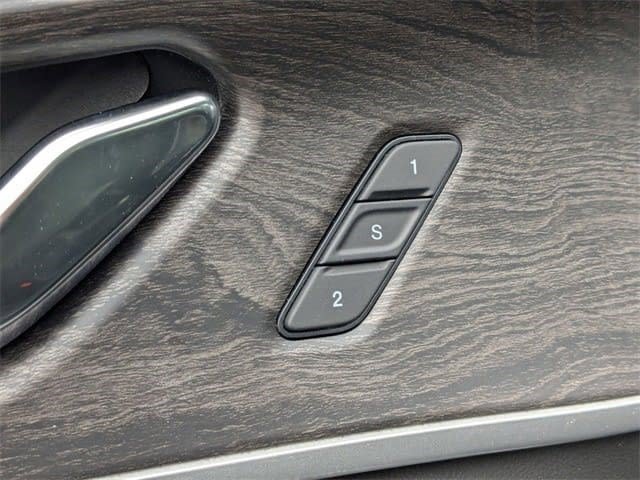 New 2026 Jeep Grand Cherokee Limited Reserve AWD/4WD image 21