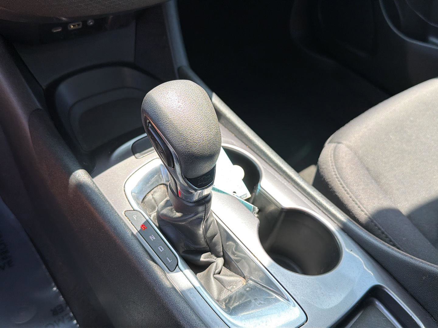 Used 2022 Chevrolet Malibu LS FWD image 26