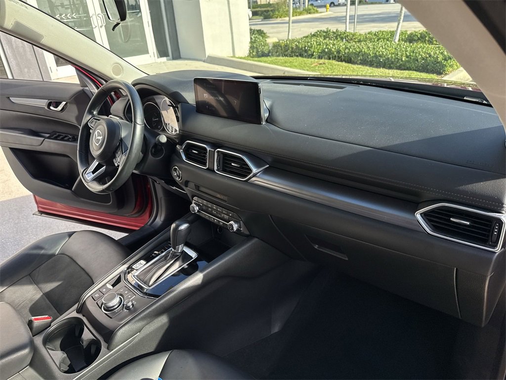 Used 2021 MAZDA CX-5 Touring image 33