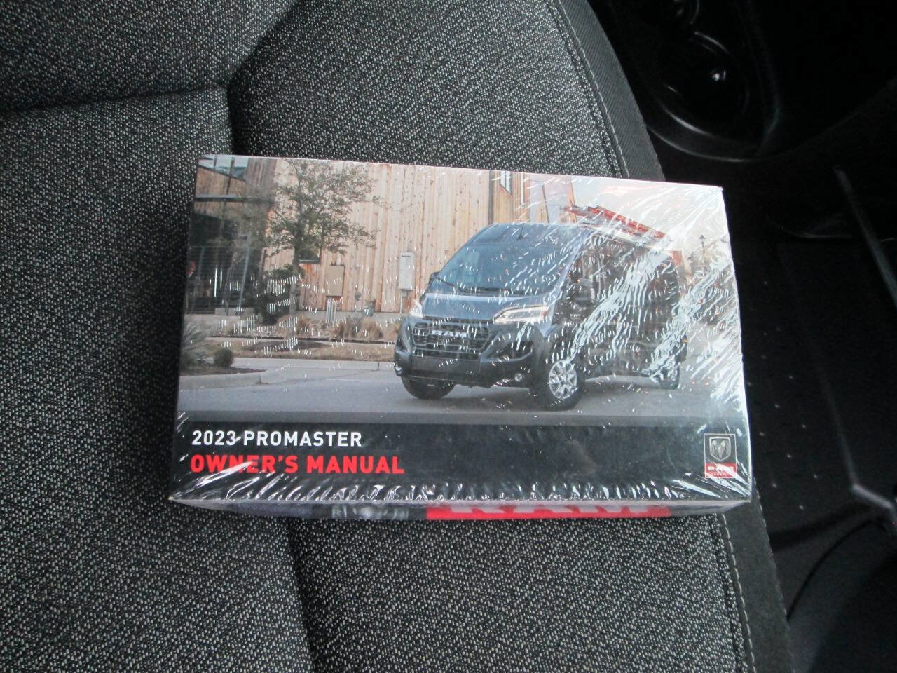 Used 2023 RAM ProMaster 2500 image 13