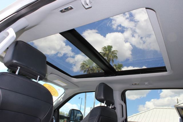 Used 2025 Ford F250 Lariat w/ Black Appearance Package AWD/4WD image 24