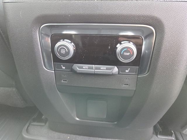 New 2026 GMC Yukon AT4 w/ AT4 Premium Package image 18