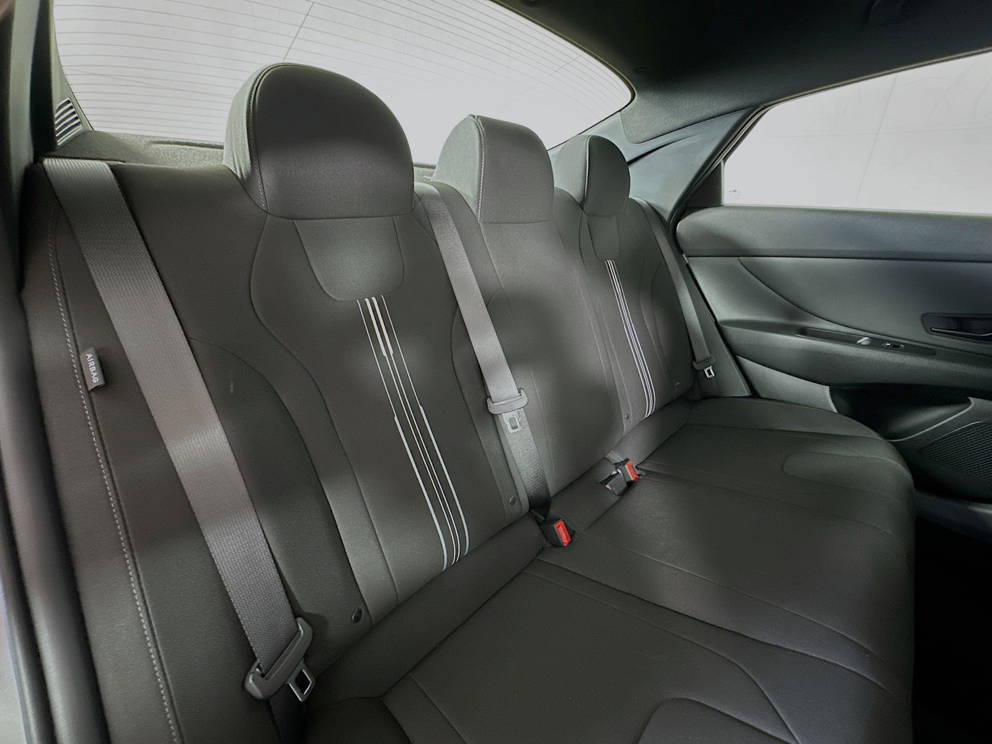 Certified 2026 Hyundai Elantra Sport FWD image 24