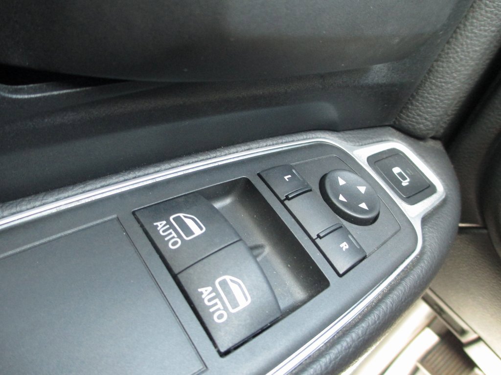 Used 2024 RAM 3500 Tradesman w/ Safety Group image 23