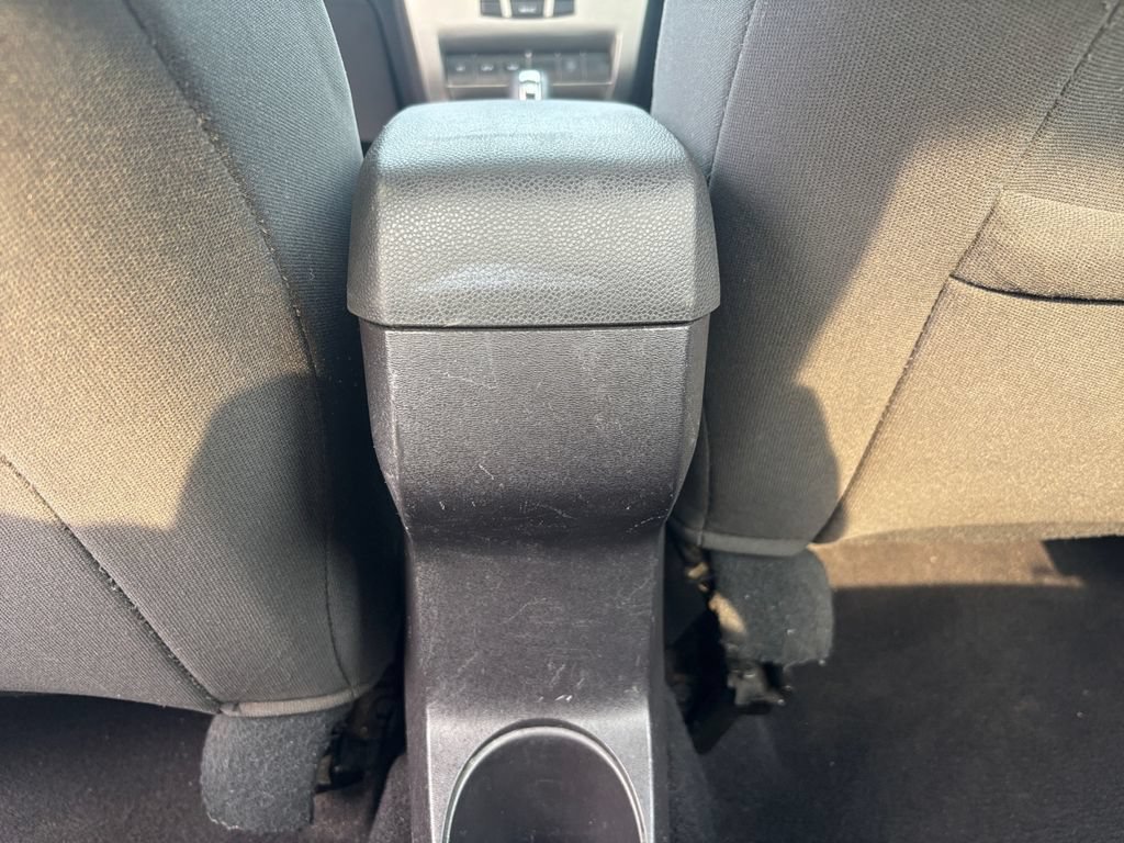 Used 2008 Ford Focus Sedan FWD image 24