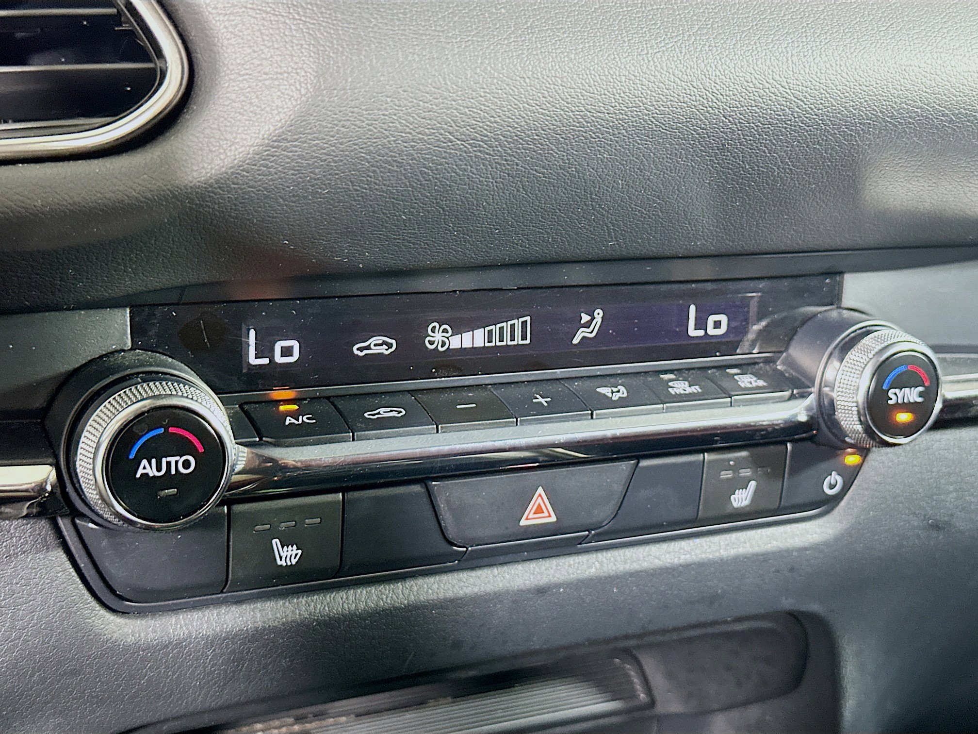 Used 2024 MAZDA CX-30 AWD 2.5 S w/ Preferred Package image 24