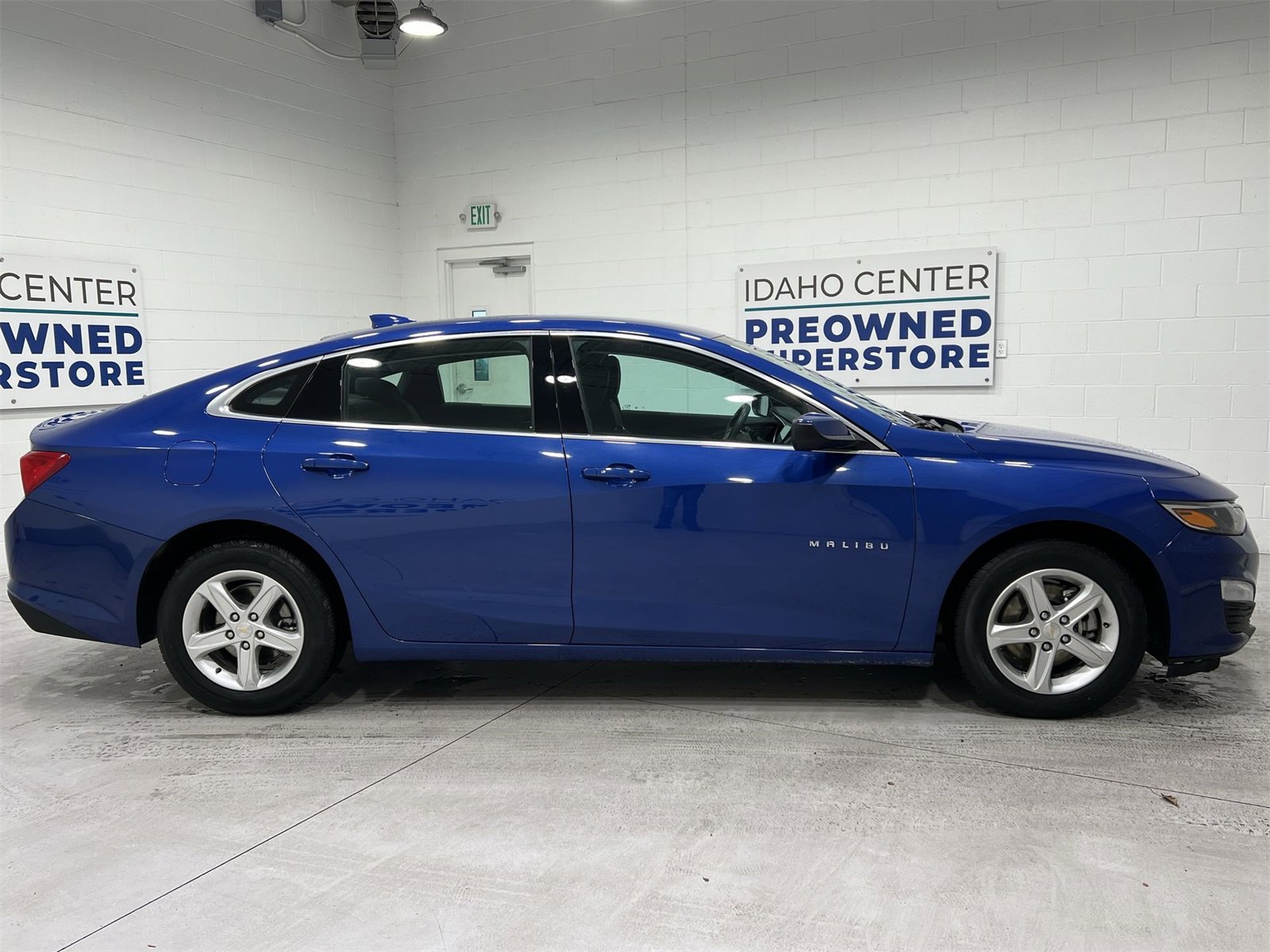 Used 2023 Chevrolet Malibu LT image 9