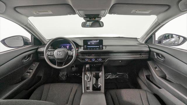 Used 2023 Honda Accord LX image 24