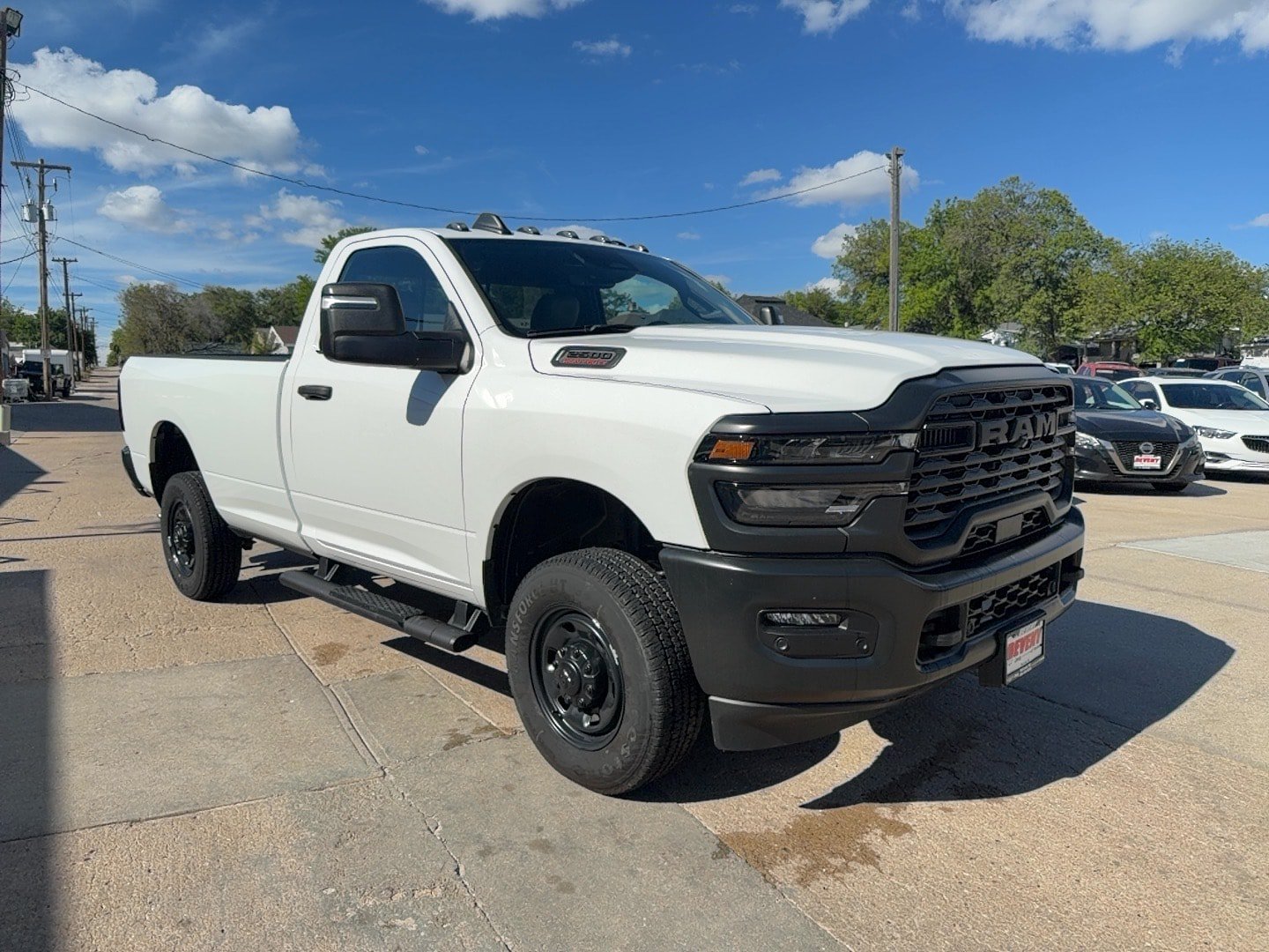 Used 2025 RAM 2500 Tradesman AWD/4WD image 4